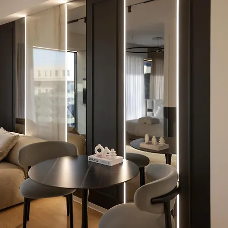 Luxury One Floreasca Towers Apartment *